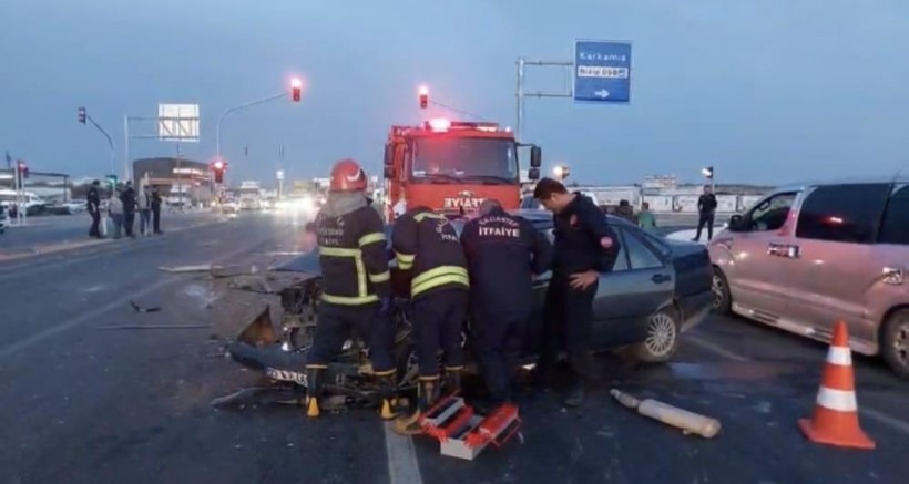 Gaziantep’te 5 aracın karıştığı zincirleme kaza: 3 yaralı