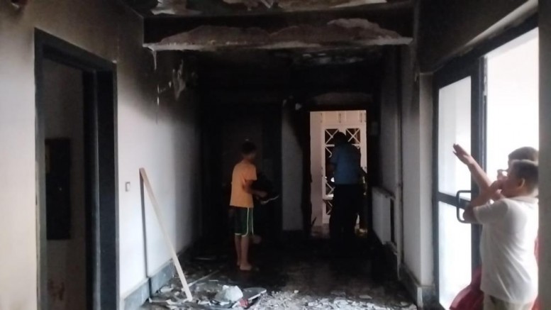 Gaziantep'te 5 katlı binada çıkan yangın korkuttu