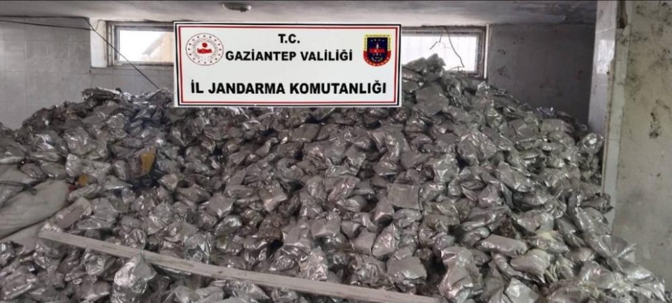 Gaziantep'te 8 milyon TL değerinde sahte bebek maması ele geçirildi: