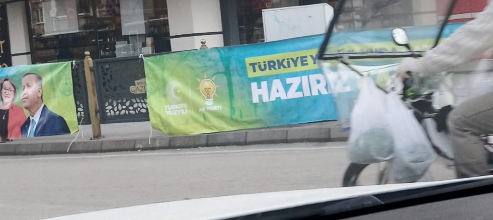 Gaziantep'te 'afiş' krizi... Zafer Partisi'nden sert tepki