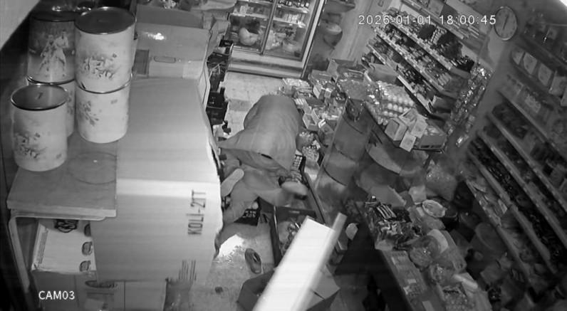 Gaziantep’te dehşet: 12 yaşındaki çocuğu darbetti, boğazına bıçak dayadı