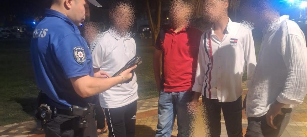 Gaziantep’te Denetimler Sürüyor: Binlerce Kişi Sorgulandı, Yüzlerce Sürücüye Ceza Kesildi