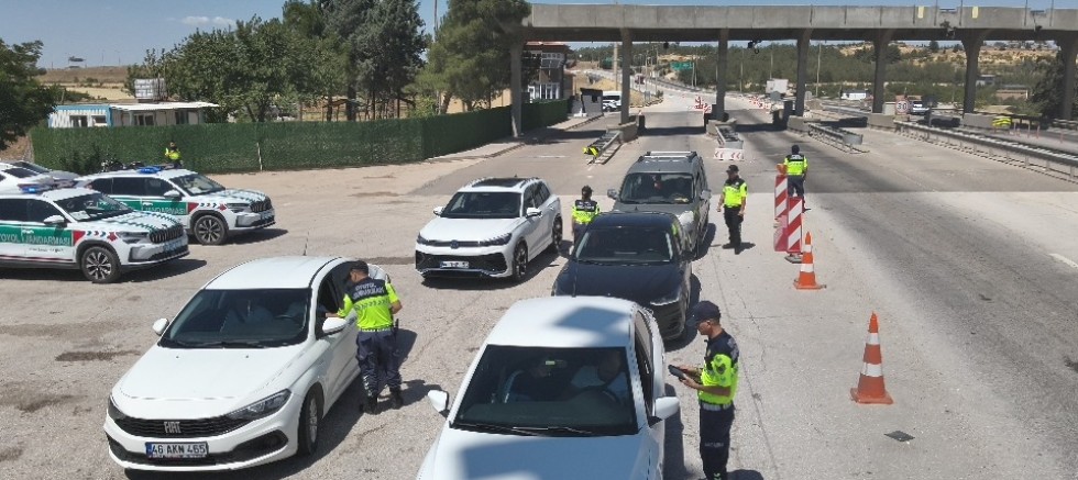 Gaziantep’te Dron Destekli Trafik Denetimi: 217 Araca Ceza Yağdı