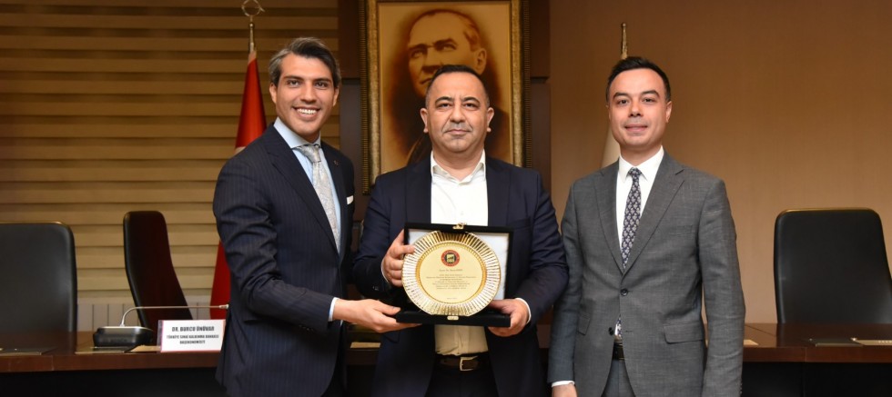 GAZİANTEP'TE EKONOMİ VE PİYASA BEKLENTİLERİ MASAYA YATIRILDI