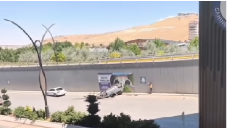 Gaziantep’te Feci Kaza: Araç Köprüden Aşağı Düştü