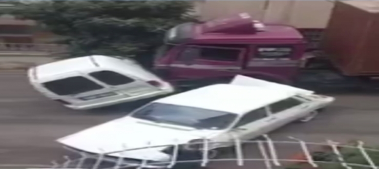 Gaziantep’te Freni Boşalan Kamyon Dehşet Saçtı: Araçlara Çarparak Durabildi