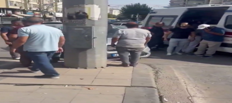 Gaziantep’te Gazimuhtarpaşa Işıklarında Kaza