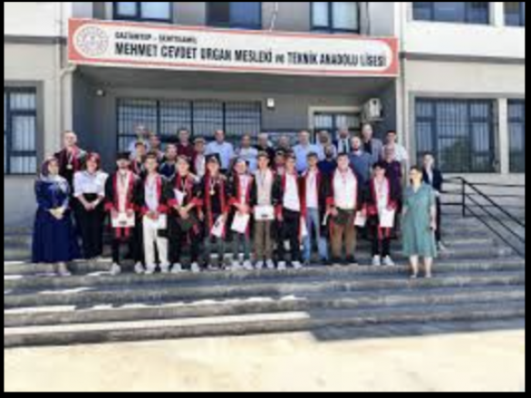 GAZİANTEP’TE GELECEĞE AÇILAN KAPILAR: NİTELİKLİ MESLEKİ EĞİTİMLE ÜÇ GÜÇLÜ OKUL, ÜÇ PARLAK YOL