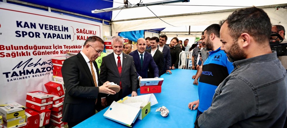 Gaziantep'te kan bağışı kampanyasına vatandaşlar akın etti