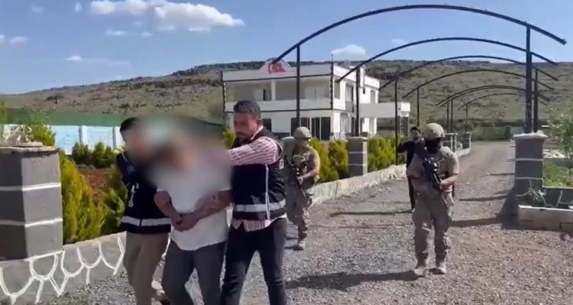 Gaziantep'te kesinleşmiş 39 yıl cezası olan şahıs bağ evinde yakalandı