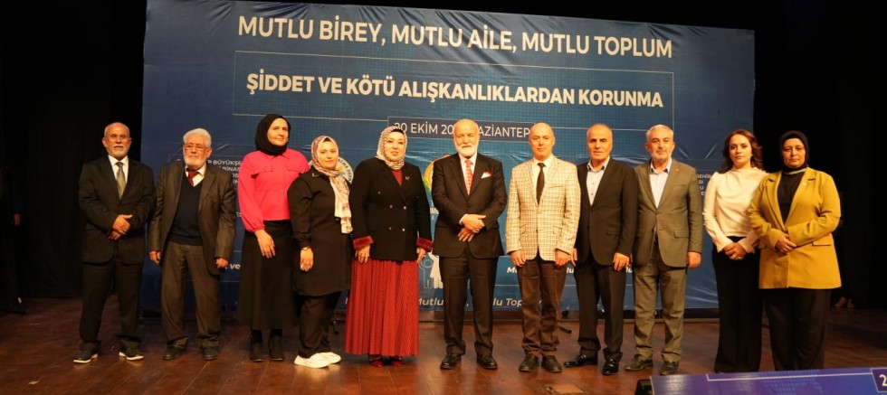 “Gaziantep’te ‘Mutlu Toplum Paneli’ne Yoğun İlgi”