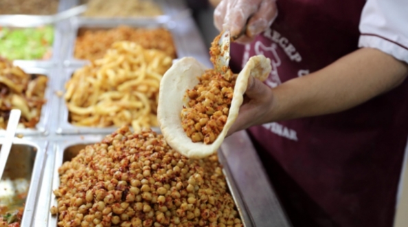 Gaziantep'te Nohut Dürüm Cebin Dostu Olmaktan Çıktı!