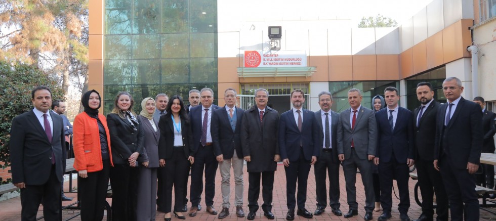 GAZİANTEP’TE ÖĞRETMENLERE DİJİTAL EĞİTİM DESTEĞİ