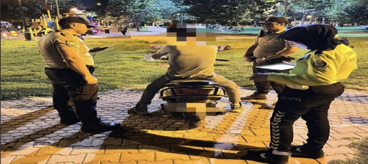 Gaziantep’te Park Denetimlerinde 16 Bin Kişi Sorgulandı: Aranan 3 Şahıs Yakalandı, 1,5 Milyon Lira Ceza Kesildi