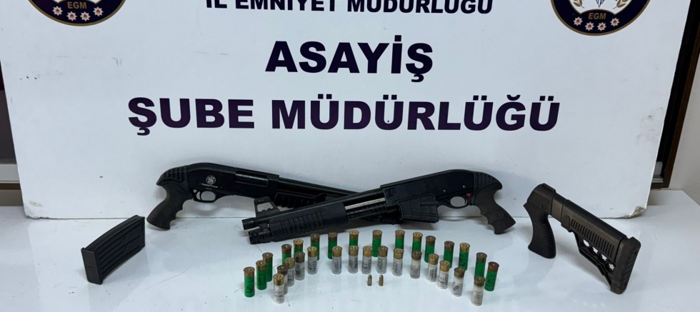 Gaziantep’te Ruhsatsız Silah ve Kaçak Telefon Operasyonu