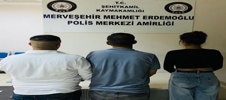 Gaziantep’te Ruhsatsız Silah ve Uyuşturucu Operasyonu: 3 Gözaltı