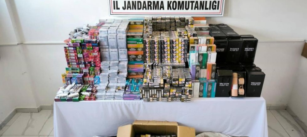 Gaziantep'te uyuşturucu ve kaçakçılık şüphelisi 40 şahıs tutuklandı