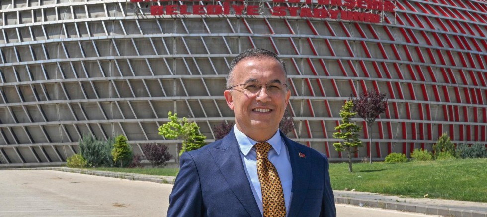 Gaziantep Valisi Kemal Çeber’den tribün desteği