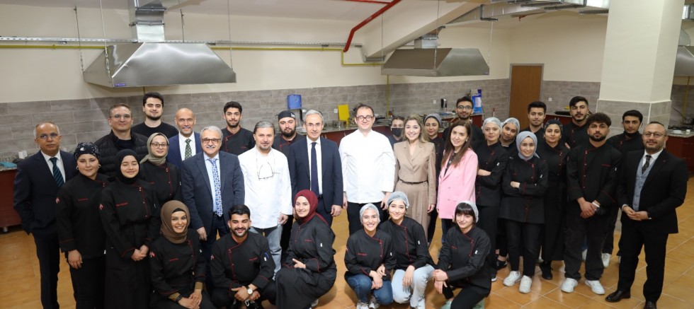 GİBTÜ Gastronomi ve Mutfak Sanatları Bölümü Mutfağı Açıldı
