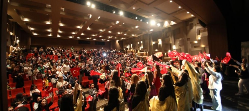 GKV’liler 'Bir Shakespeare Rüyası'nı sahneledi