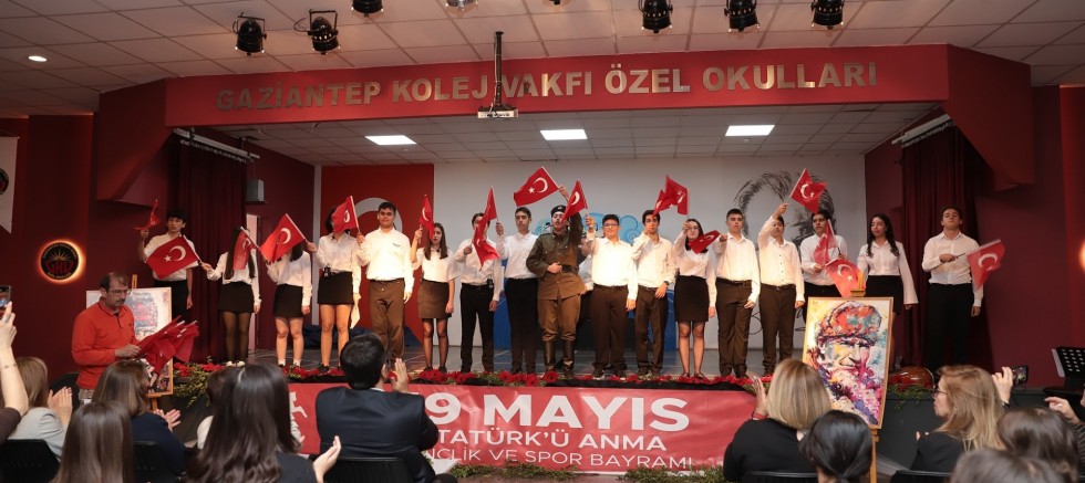 GKV Özel Okulları’nda Coşkulu Kutlama