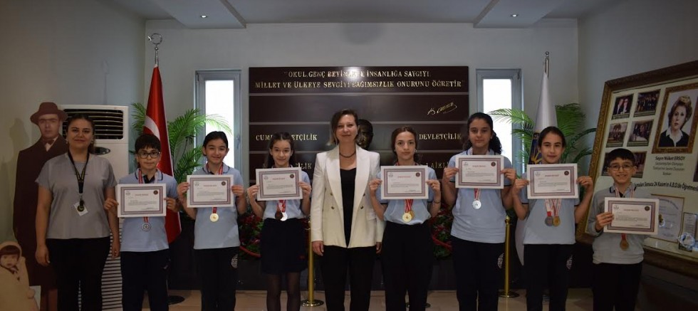 GKV Özel Okulları Öğrencileri Başarıya Doymuyor