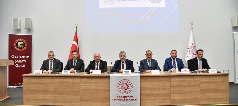 GSO EV SAHİPLİĞİNDE SANAYİCİ İSTİŞARE TOPLANTISI 