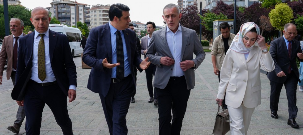 Hacıosmanoğlu’dan D.T. Şehitkamil sahnesi’ne tam not