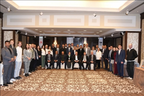 Halıcılar Rus Pazarlarını Mercek Altına Aldı