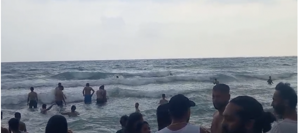 Hatay Samandağ Çevlik Plajı’nda Boğulma Tehlikesi Geçiren Vatandaş Kurtarıldı