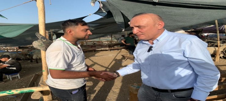 HAYVAN PAZARLARINDA UMUT DEĞİL, BORÇ SATILIYOR!