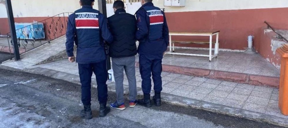Hırsızlık suçundan kesinleşmiş 13 yıl cezasıyla aranan şahıs yakalandı