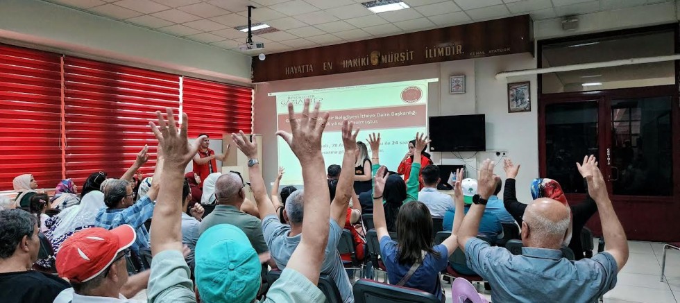 İŞİTME ENGELLİ BİREYLERE YANGIN SÖNDÜRME EĞİTİMİ