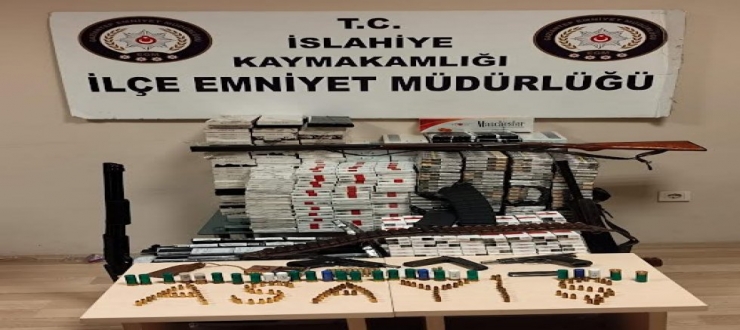 İslahiye’de Kaçak Silah ve Sigara Operasyonu: 2 Kişi Gözaltına Alındı