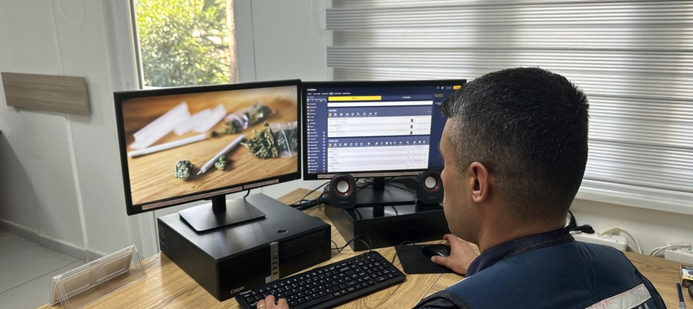 Jandarma Siber Devriyeyle Sanal Dolandırıcılara Geçit Vermedi