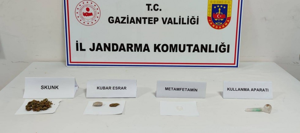 KAÇAKÇILARA JANDARMA DARBESİ