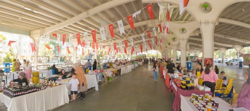 KADINLARIN ESERİ, ŞEHİTKAMİL’DE GÖRÜCÜYE ÇIKIYOR