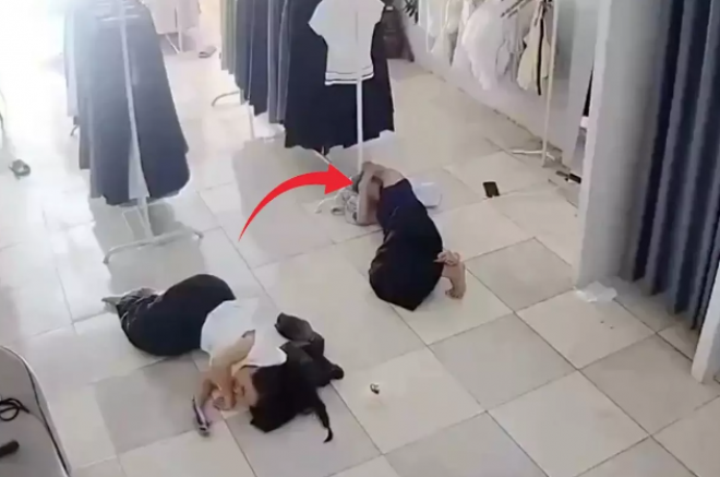 Kamera kayıttaydı: Mağazada dinlenen kadın hayatının şokunu yaşadı