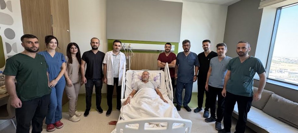 Kapalı Yöntemle Prostat Kanseri Ameliyatı: Gaziantep Şehir Hastanesinden Bir İlk Daha