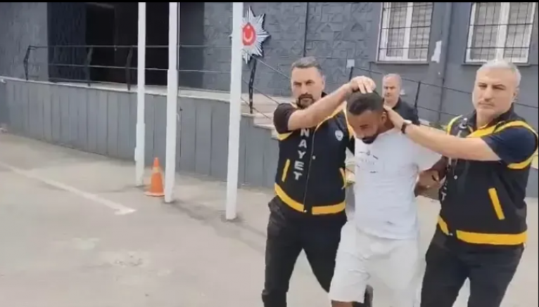 Karısını bıçaklayarak öldüren koca tutuklandı