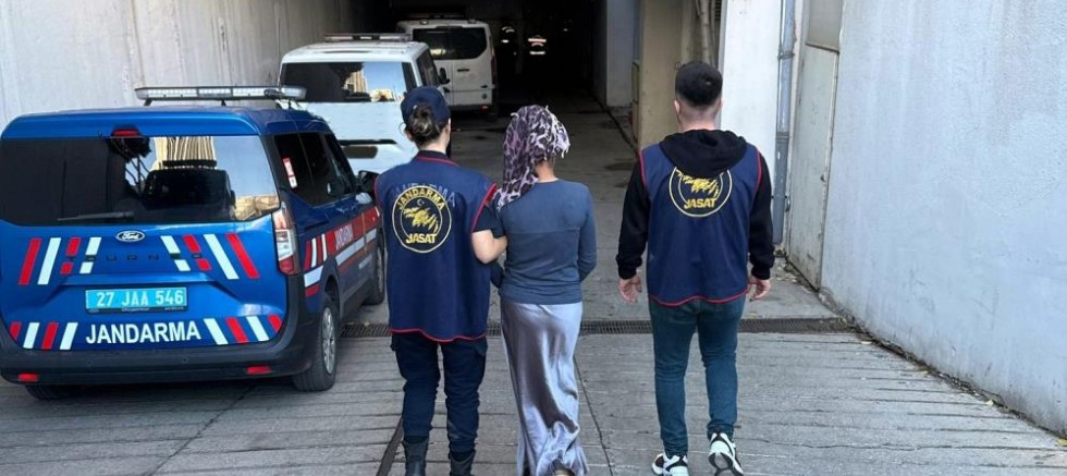 Kesinleşmiş 24 yıl hapis cezası ve 55 suç kaydı ile aranan hırsızlık şüphelisi yakalandı