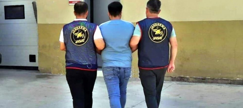 Kesinleşmiş hapis cezasıyla aranan 3 şahıs yakalandı