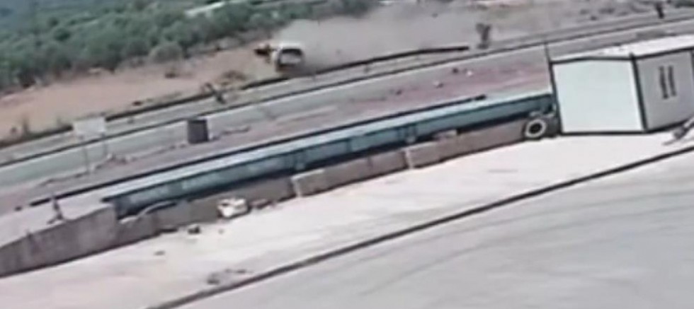 Kontrolden çıkan araç taklalar attı, sürücü hayatını kaybetti