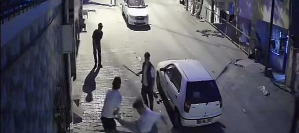 Mahalle savaş alanına döndü!