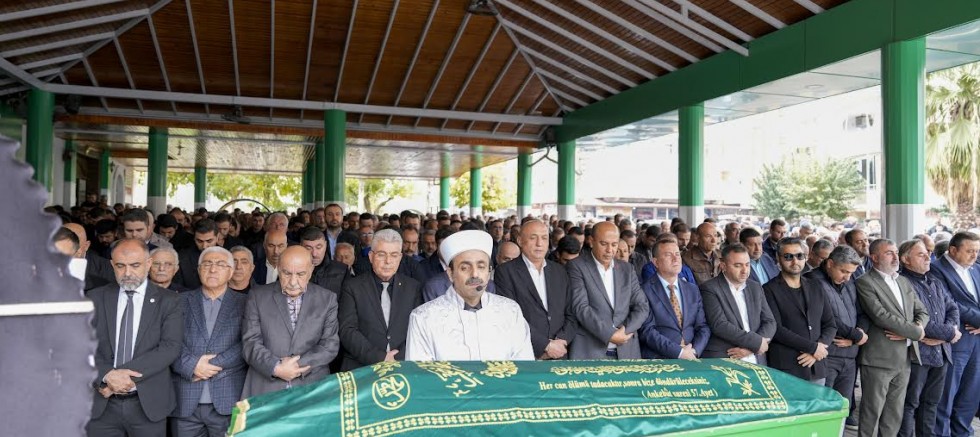 Mehmet Özyurt’un kardeşi Şinasi Özyurt, dualarla son yolculuğuna uğurlandı