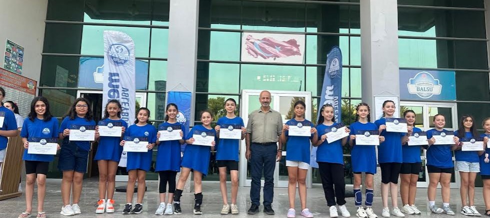 MERİNOS VOLEYBOL YAZ OKULU KURSLARI TAMAMLANDI.