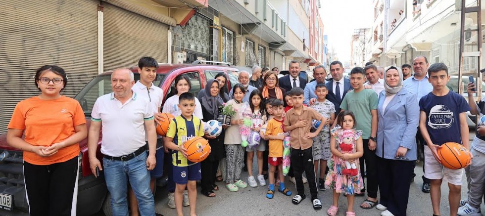 Milletvekili Bozgeyik, sahayı boş bırakmıyor