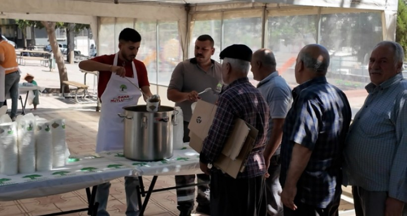 MUHARREM AYININ BEREKETİ ŞEHİTKAMİL’DE PAYLAŞILIYOR