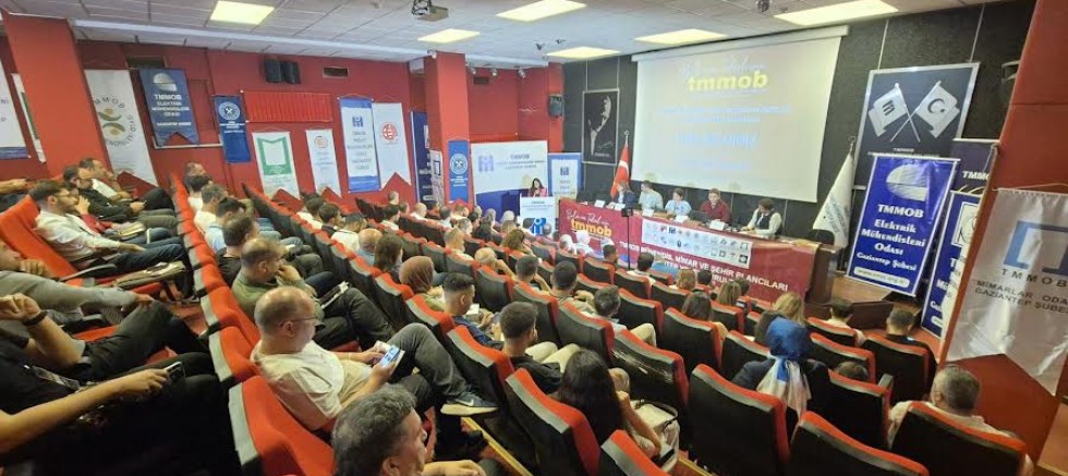 Mühendis, mimar ve şehir plancıları Gaziantep Yerel Kurultayı'nda ses yükseltti