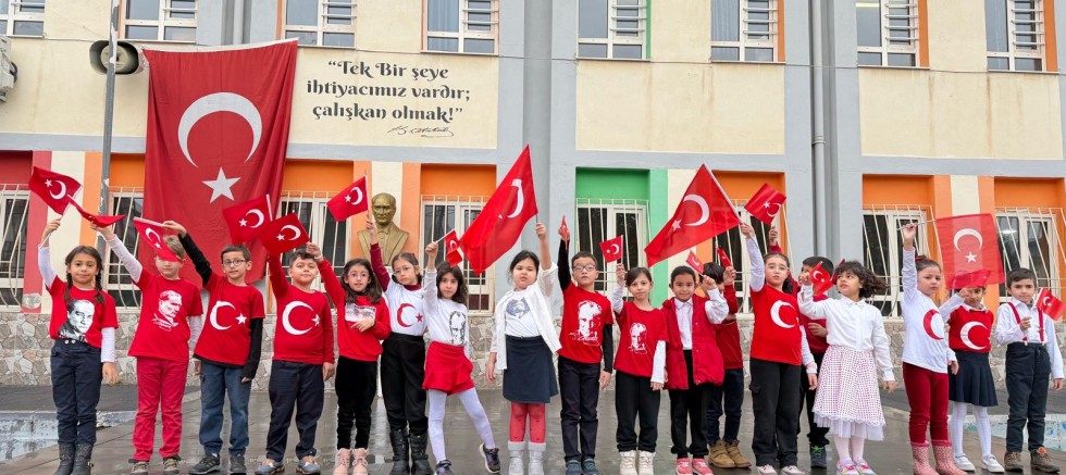 Nefise Necip Teymur İlkokulu’nda Al Yıldızlı Coşku